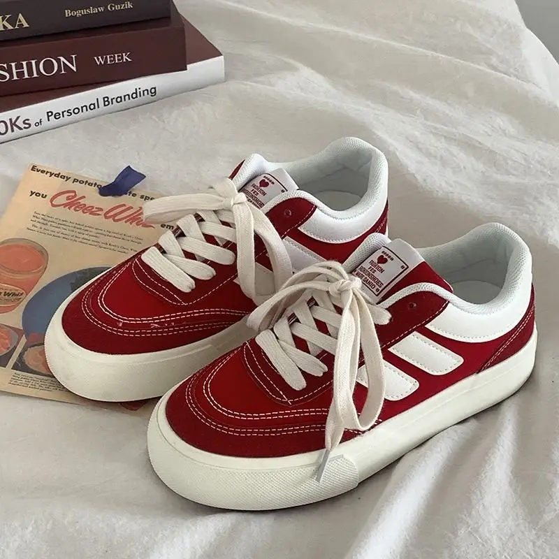 Vans Shoes Old Skool - 女性用厚底スニーカー,加硫テニスシューズ,カジュアル,ヴィンテージ,スポーツ,韓国スタイル,デザイナー,フラット,原宿,学校,テニス,赤,新しい2024
