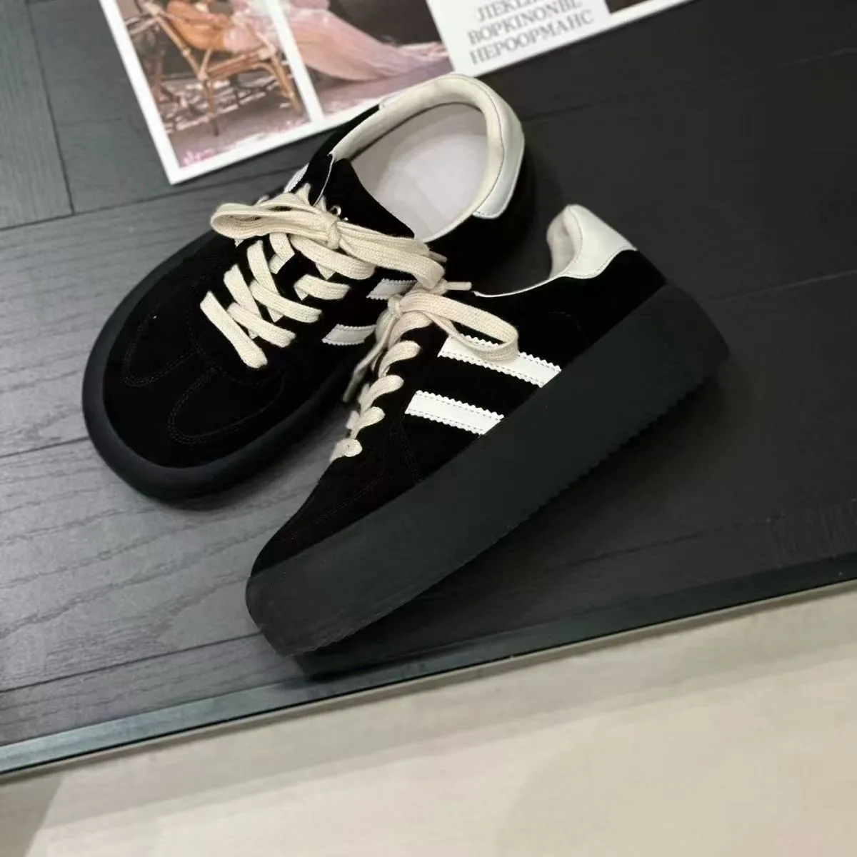 新デザインのファッションカジュアルシューズ屋外レースアップス - Vans Shoes Old Skool のレビューと価格