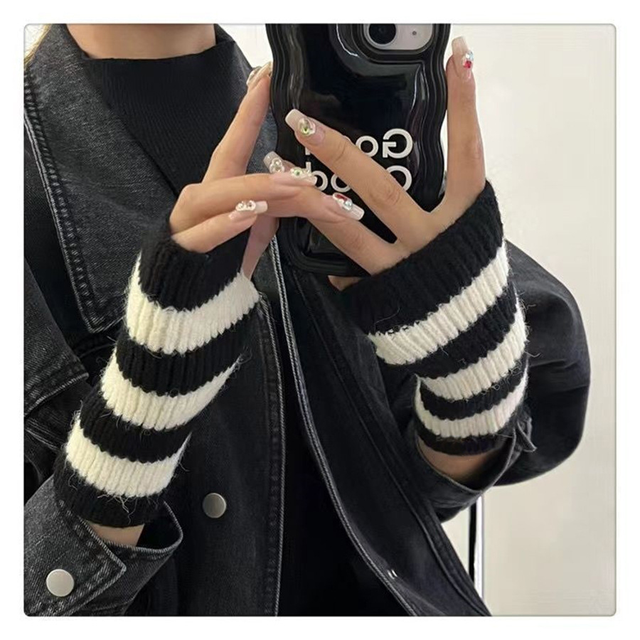 Y2kアクセサリー 防寒 暖かい冬用ニット指なし手袋 送料無 - Fingerless Glove Knit のレビューと価格